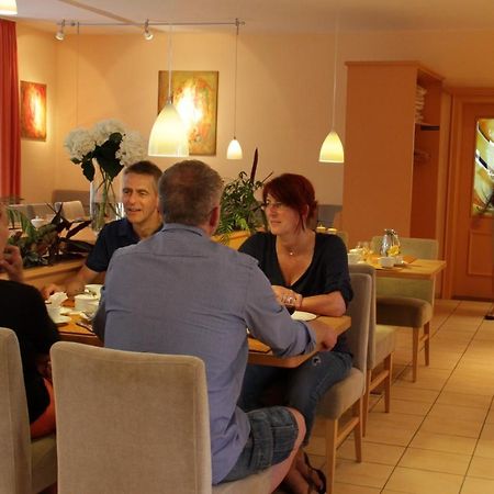 Parkstadthotel Bad Muskau Buitenkant foto