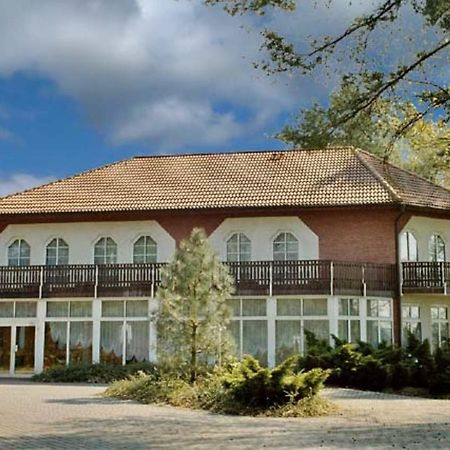 Parkstadthotel Bad Muskau Buitenkant foto