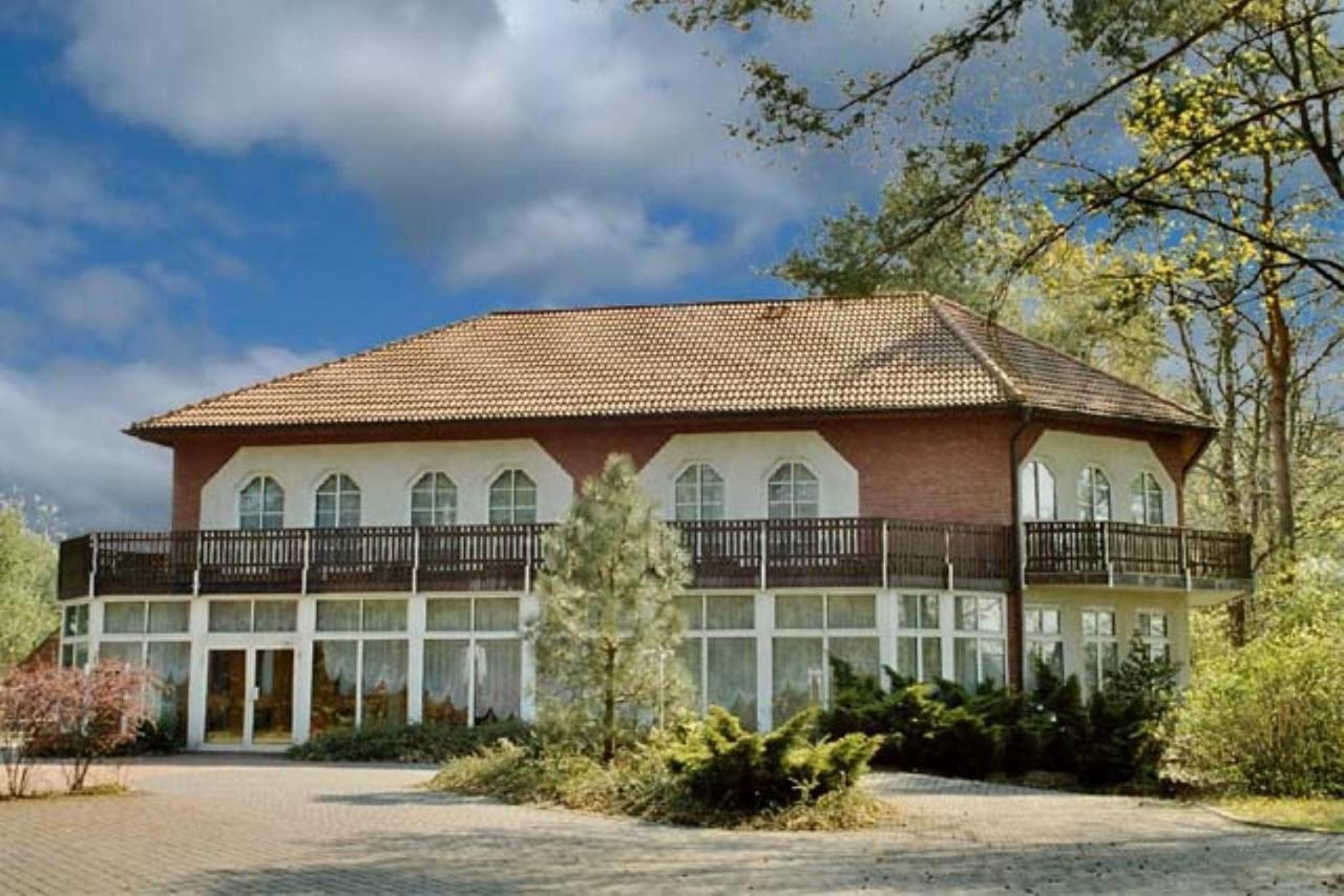 Parkstadthotel Bad Muskau Buitenkant foto