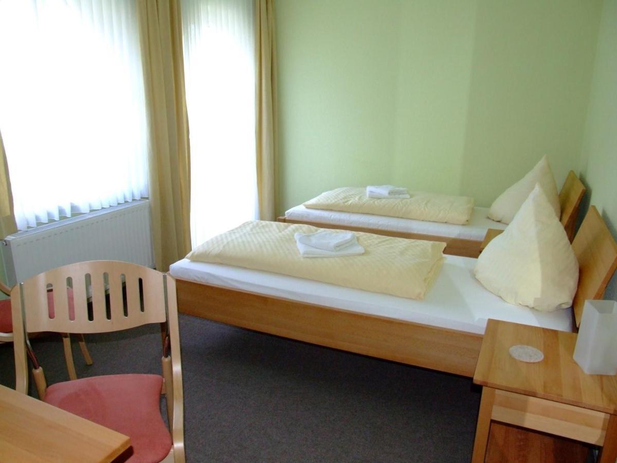 Parkstadthotel Bad Muskau Buitenkant foto